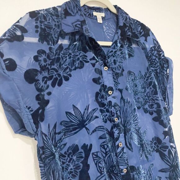 Women's Ecote Anora Floral Short Rollup Sleeve Burnout Velvet Button Down Top S - Picture 3 of 11